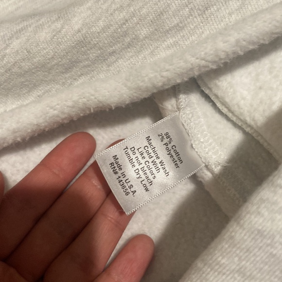 Joah Brown cut off sweatershirt - Picture 4 of 4